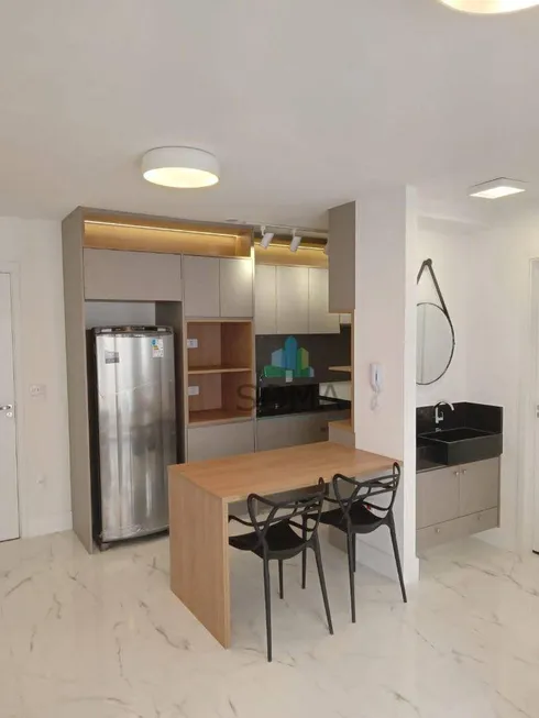 Foto 1 de Apartamento com 1 Quarto para alugar, 40m² em Vila Itapura, Campinas