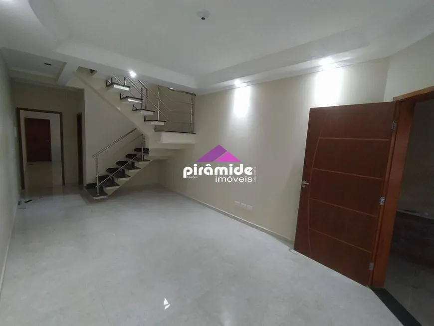 Foto 1 de Casa com 3 Quartos à venda, 165m² em Jardim das Indústrias, São José dos Campos