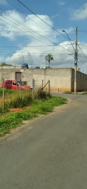 Foto 1 de Lote/Terreno à venda, 360m² em Novo Igarapé, Igarapé