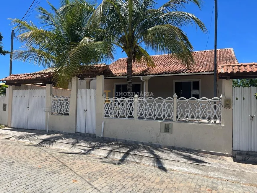 Foto 1 de Casa de Condomínio com 4 Quartos à venda, 268m² em Bananeiras (Iguabinha), Araruama