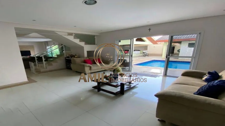 Foto 1 de Sobrado com 3 Quartos à venda, 280m² em Jardim Amália, Caçapava