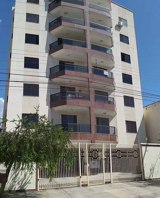 Foto 1 de Apartamento com 3 Quartos para alugar, 97m² em Vila Julieta, Resende