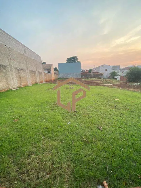 Foto 1 de Lote/Terreno à venda, 498m² em Loteamento Grajaú, Maringá