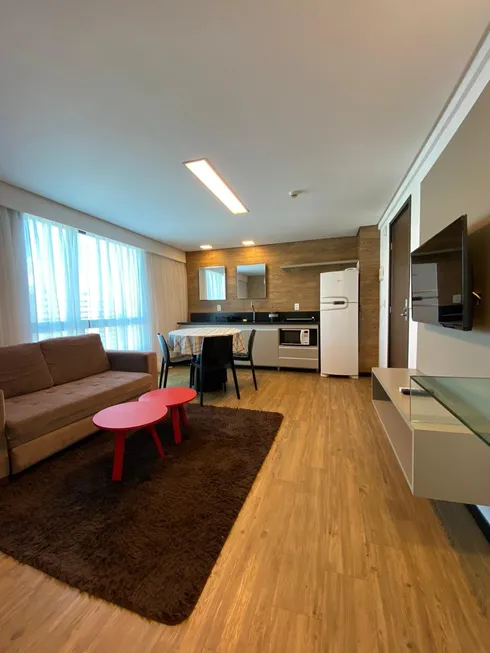 Foto 1 de Apartamento com 1 Quarto para alugar, 40m² em Boa Viagem, Recife