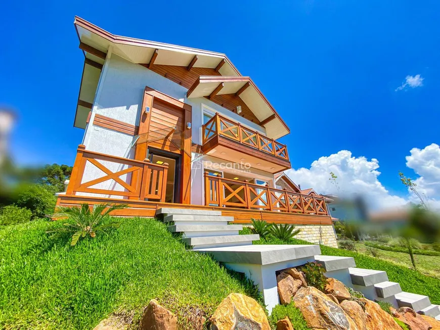 Foto 1 de Casa com 4 Quartos à venda, 324m² em Saint Moritz, Gramado