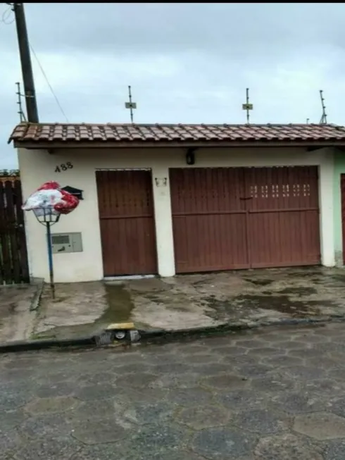 Foto 1 de Casa com 2 Quartos à venda, 175m² em Centro, Mongaguá