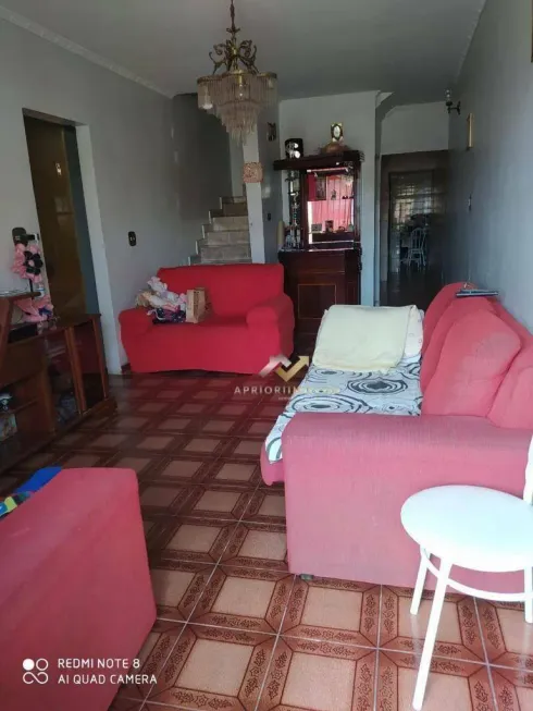 Foto 1 de Sobrado com 4 Quartos à venda, 190m² em Jardim Cristiane, Santo André