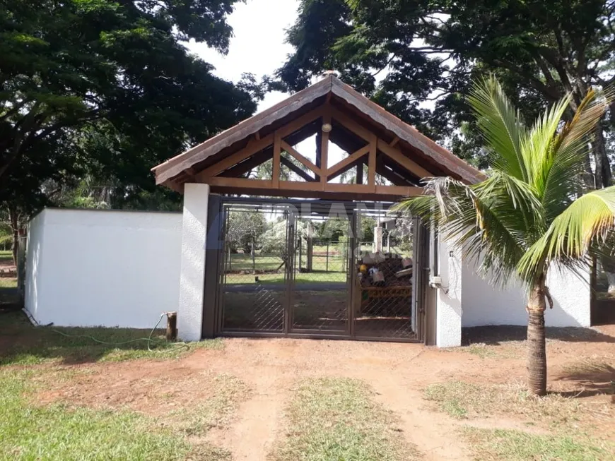 Foto 1 de Fazenda/Sítio com 4 Quartos à venda, 250m² em Tibaia de São Fernando, São Carlos