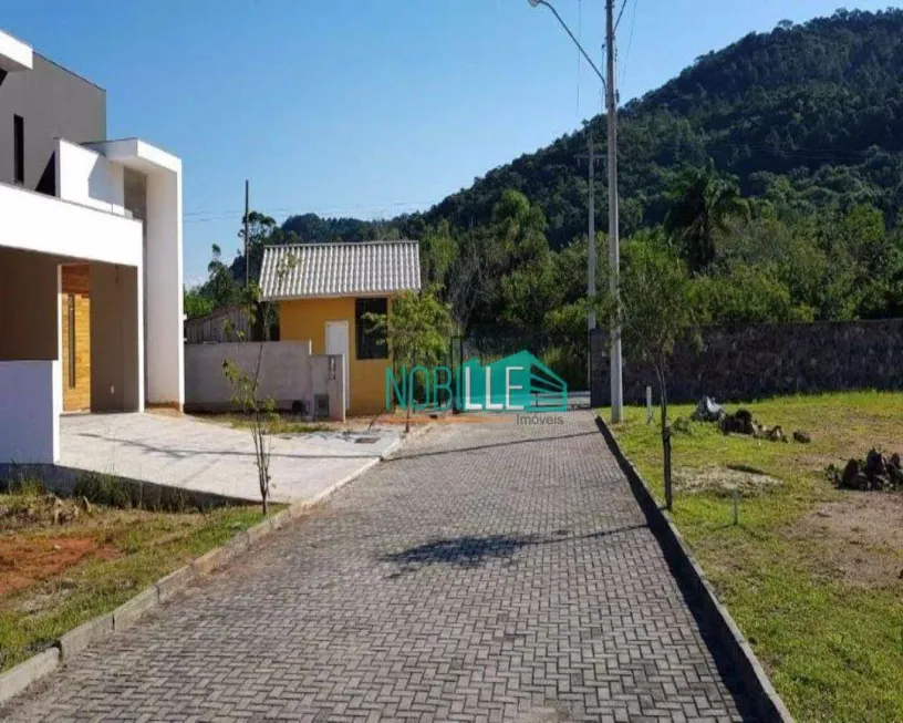 Foto 1 de Lote/Terreno à venda, 401m² em Canasvieiras, Florianópolis