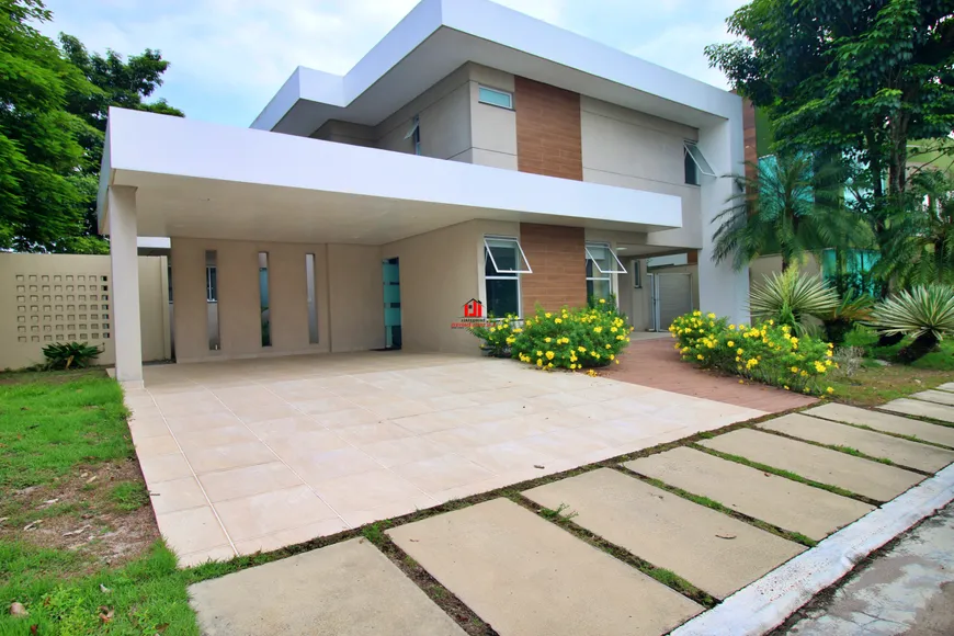 Foto 1 de Casa de Condomínio com 4 Quartos para venda ou aluguel, 300m² em Tarumã, Manaus