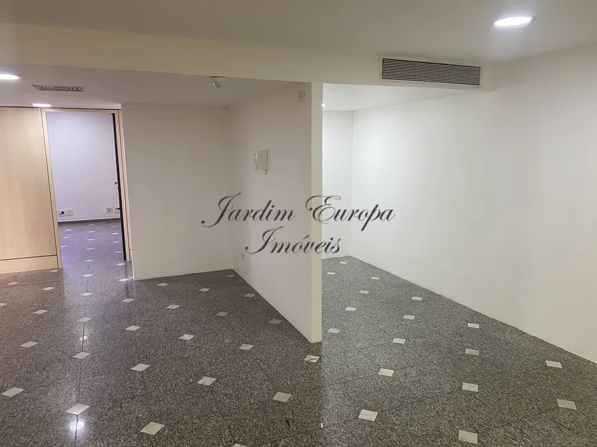 Foto 1 de Sala Comercial para venda ou aluguel, 196m² em Jardim Paulistano, São Paulo