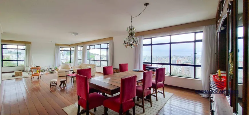 Foto 1 de Apartamento com 4 Quartos à venda, 230m² em Vila Paris, Belo Horizonte