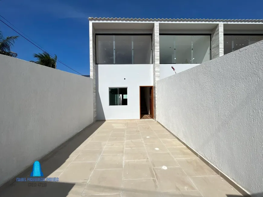 Foto 1 de Casa com 2 Quartos à venda, 90m² em Centro, Araruama