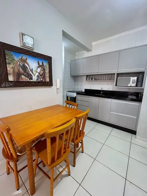 Foto 1 de Apartamento com 1 Quarto à venda, 67m² em , Bombinhas