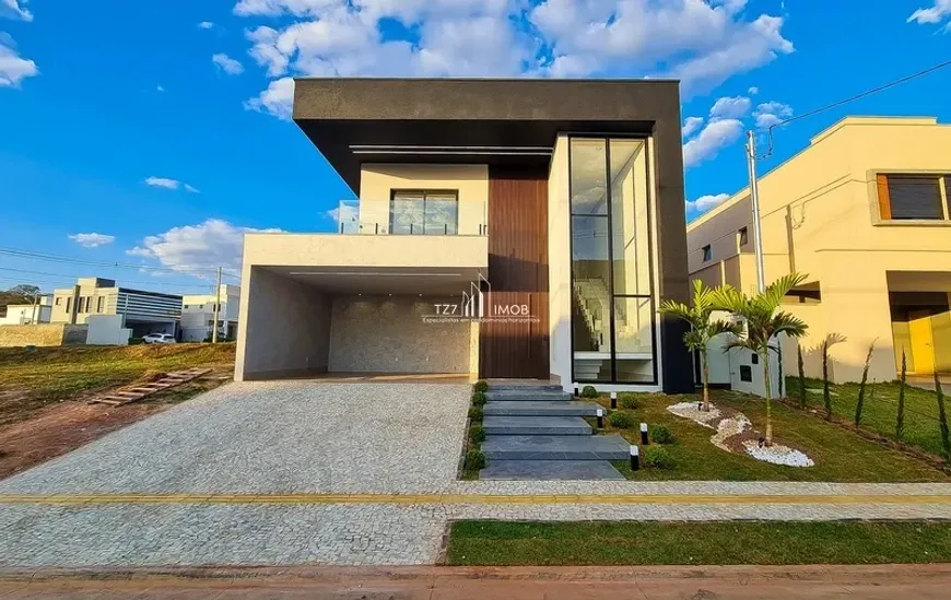 Foto 1 de Casa de Condomínio com 4 Quartos à venda, 223m² em Jardins Bolonha, Senador Canedo