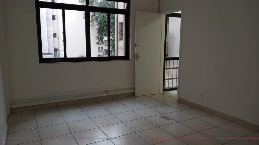 Foto 1 de Sala Comercial com 1 Quarto à venda, 50m² em Centro, São Paulo