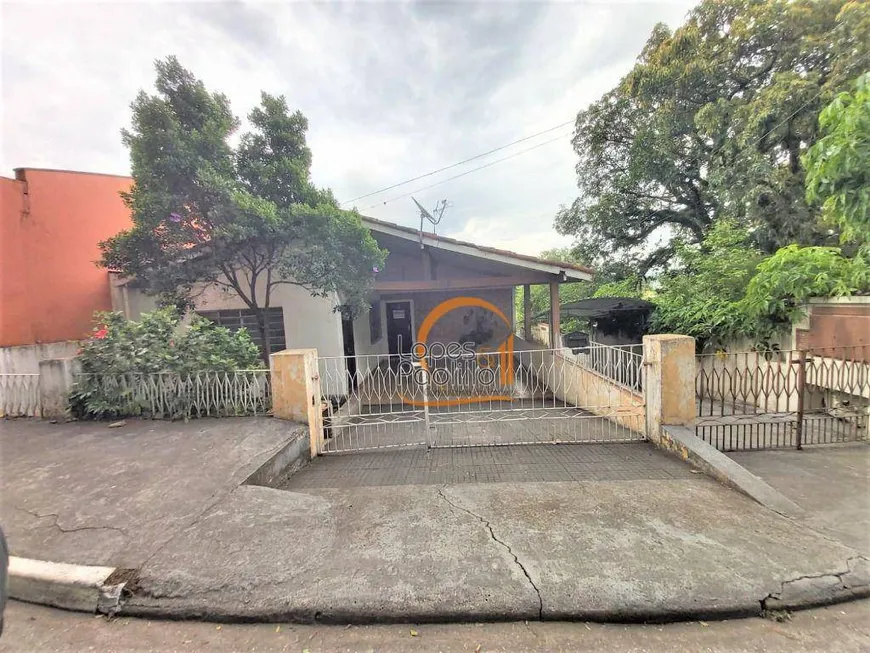 Foto 1 de Casa com 4 Quartos à venda, 209m² em Vila Loanda, Atibaia