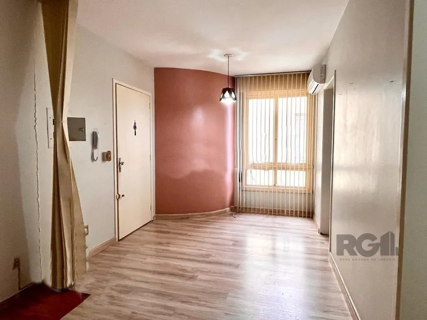 Foto 1 de Apartamento com 1 Quarto à venda, 31m² em Jardim Botânico, Porto Alegre