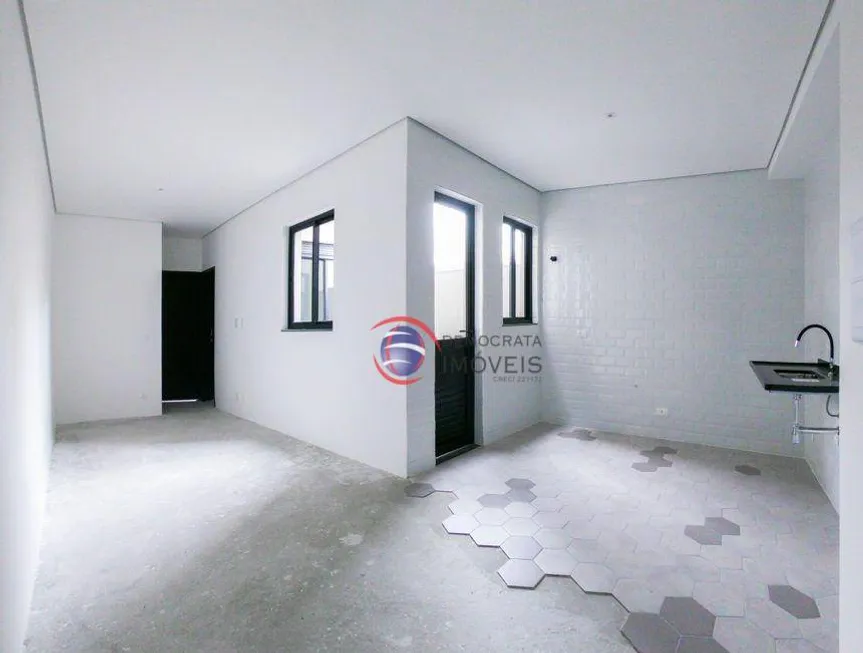 Foto 1 de Apartamento com 2 Quartos à venda, 41m² em Jardim Ocara, Santo André