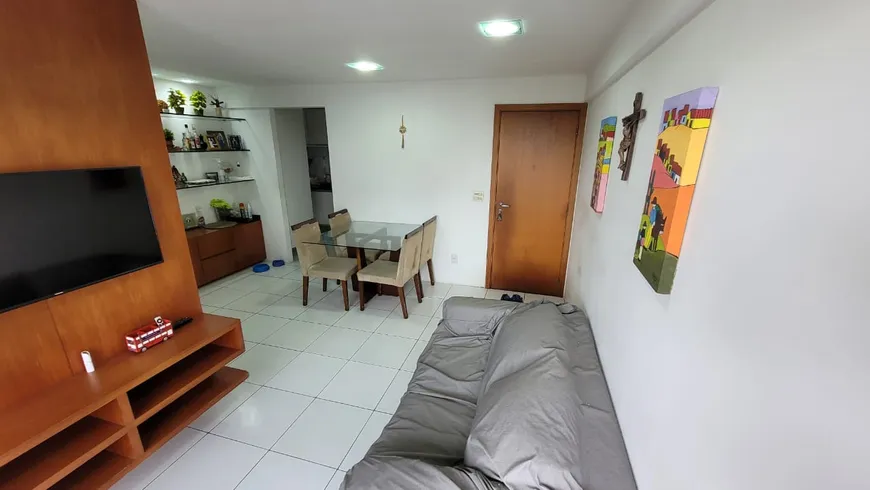 Foto 1 de Apartamento com 3 Quartos à venda, 63m² em Casa Amarela, Recife