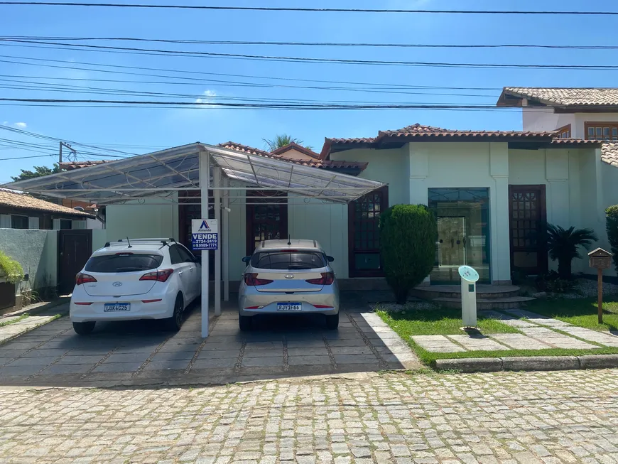 Foto 1 de Casa de Condomínio com 4 Quartos à venda, 240m² em Parque Califórnia, Campos dos Goytacazes