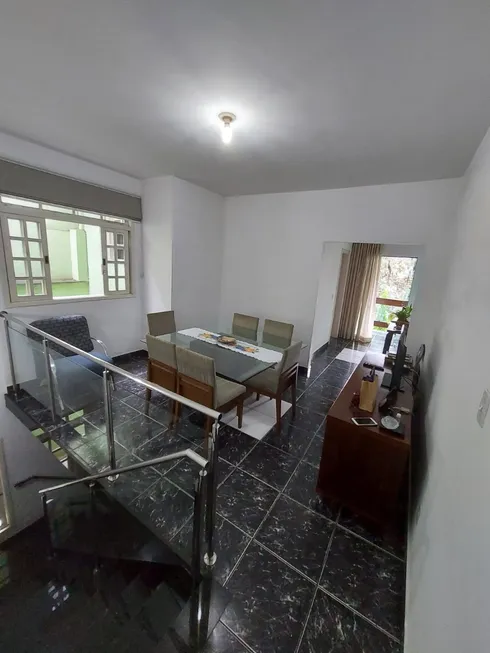 Foto 1 de Casa com 4 Quartos à venda, 156m² em Paquetá, Belo Horizonte
