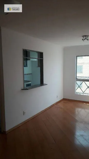 Foto 1 de Apartamento com 2 Quartos à venda, 61m² em Jardim Santa Emília, São Paulo