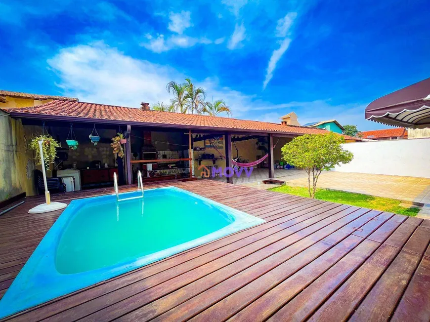 Foto 1 de Casa com 3 Quartos à venda, 290m² em Piratininga, Niterói