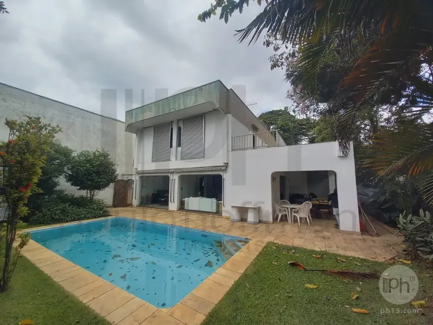 Foto 1 de Casa com 3 Quartos à venda, 316m² em Jardim Luzitânia, São Paulo