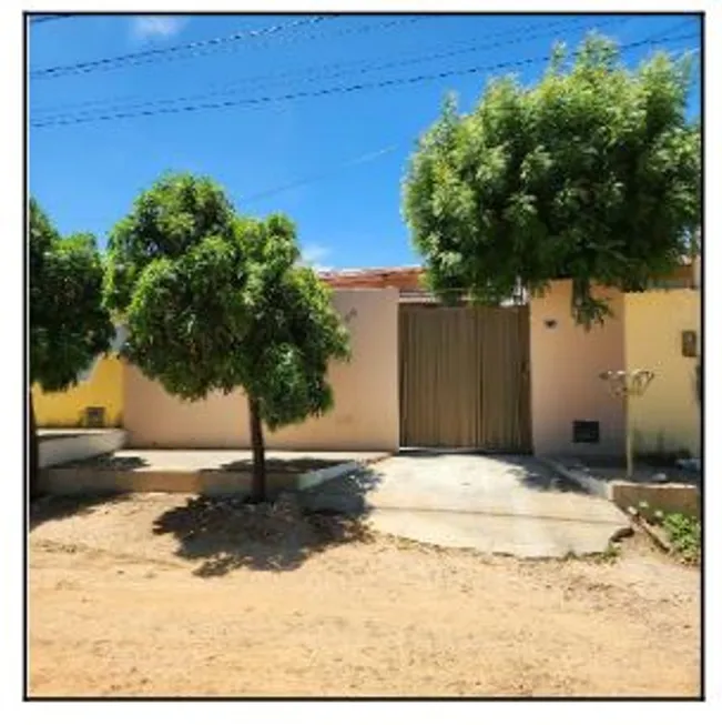 Foto 1 de Casa com 2 Quartos à venda, 200m² em , Triunfo Potiguar