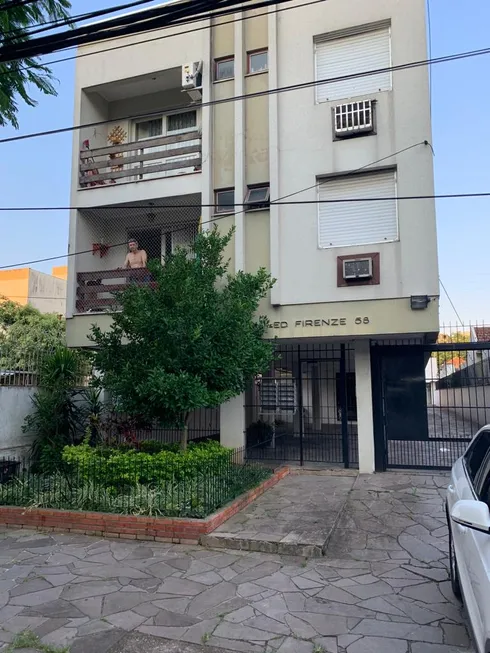 Foto 1 de Apartamento com 2 Quartos à venda, 70m² em Azenha, Porto Alegre