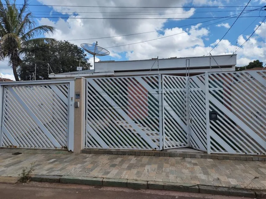 Foto 1 de Casa com 3 Quartos à venda, 203m² em Vila Faria, São Carlos