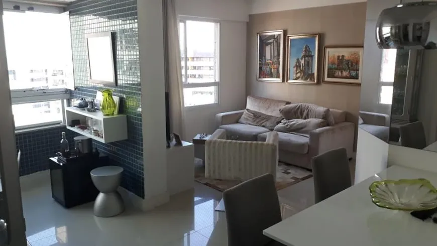 Foto 1 de Apartamento com 2 Quartos à venda, 98m² em Pituba, Salvador