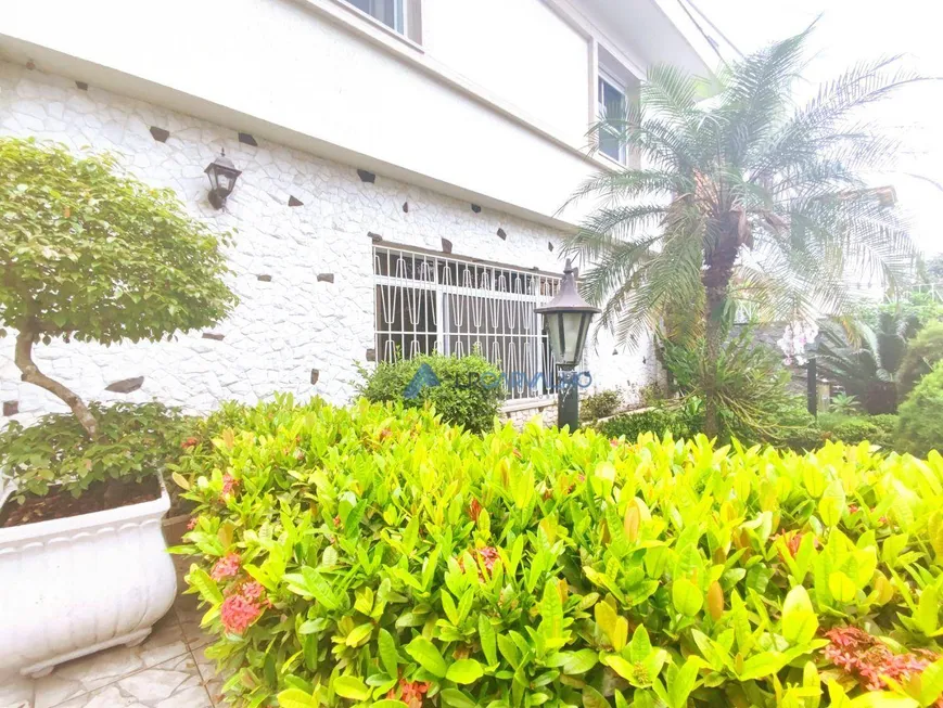 Foto 1 de Casa com 3 Quartos à venda, 279m² em Ponta da Praia, Santos