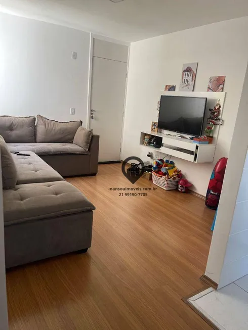 Foto 1 de Apartamento com 2 Quartos à venda, 43m² em Santa Cruz, Rio de Janeiro