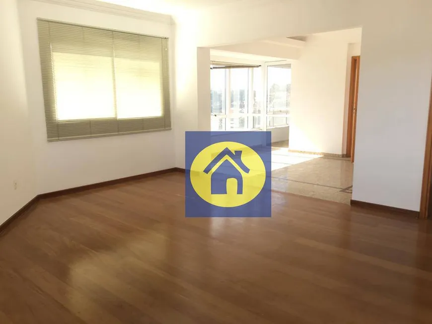 Foto 1 de Apartamento com 4 Quartos à venda, 198m² em VILA VIRGINIA, Jundiaí