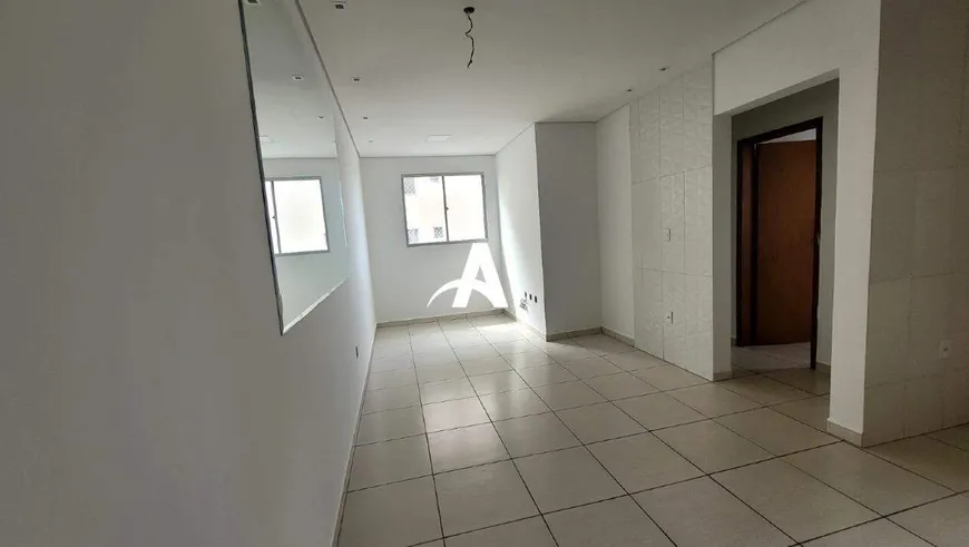 Foto 1 de Apartamento com 2 Quartos à venda, 47m² em Jardim Célia, Uberlândia