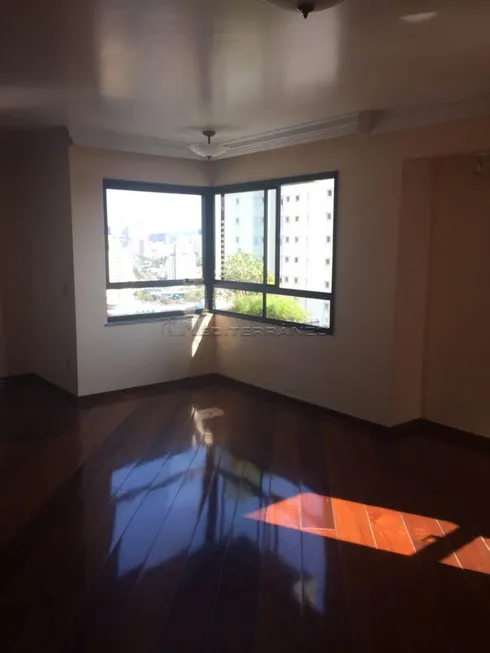 Foto 1 de Apartamento com 3 Quartos à venda, 200m² em Centro, Jundiaí