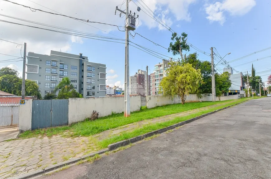 Foto 1 de Lote/Terreno à venda, 480m² em Champagnat, Curitiba