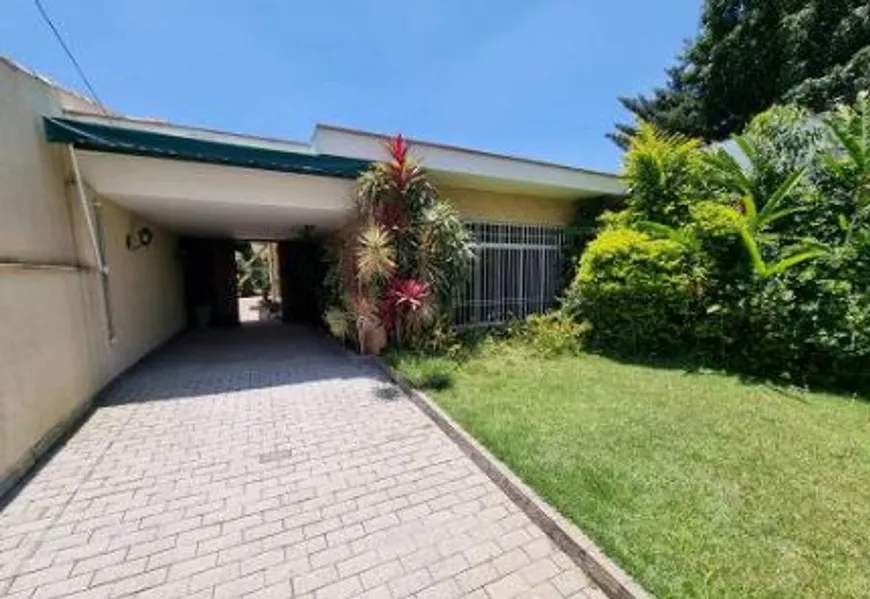 Foto 1 de Casa com 3 Quartos à venda, 180m² em Brooklin, São Paulo