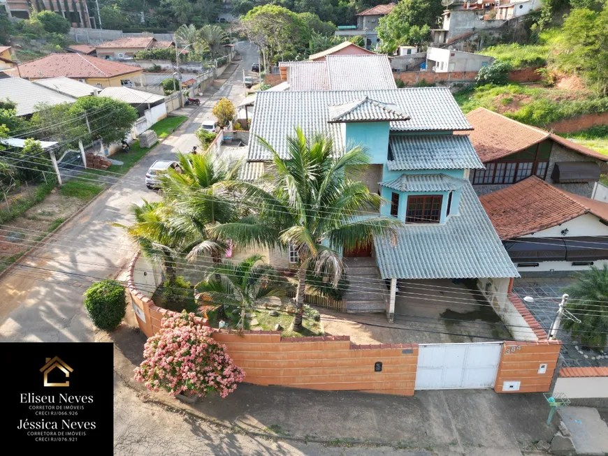 Foto 1 de Casa com 4 Quartos à venda, 261m² em Mantiquira, Paty do Alferes