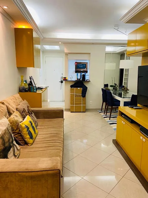 Foto 1 de Apartamento com 2 Quartos à venda, 68m² em Vila Hamburguesa, São Paulo