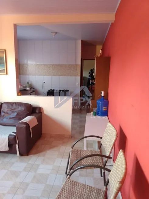 Foto 1 de Casa com 2 Quartos à venda, 50m² em Jardim Regina, Itanhaém