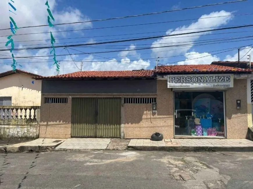 Foto 1 de Casa com 3 Quartos à venda, 185m² em Centro, Abaetetuba