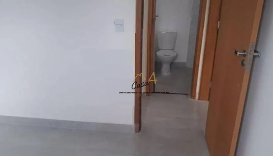 Foto 1 de Apartamento com 2 Quartos à venda, 34m² em Vila Paranaguá, São Paulo