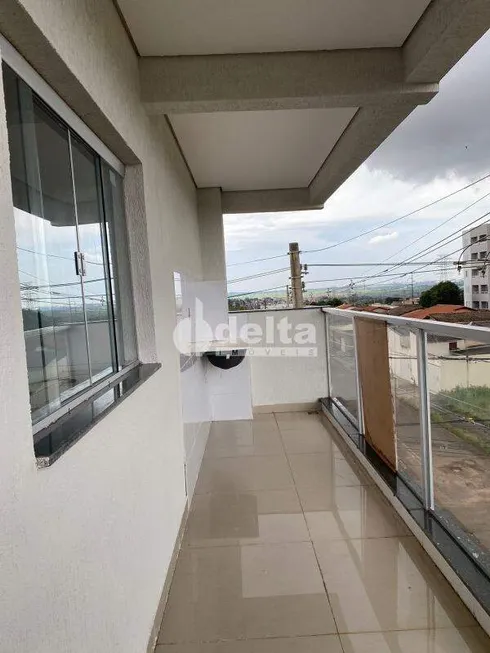 Foto 1 de Apartamento com 2 Quartos à venda, 64m² em Luizote de Freitas, Uberlândia