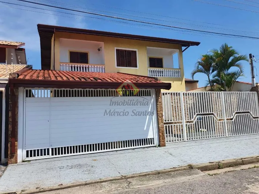 Foto 1 de Casa com 4 Quartos à venda, 260m² em Campos Elíseos, Taubaté