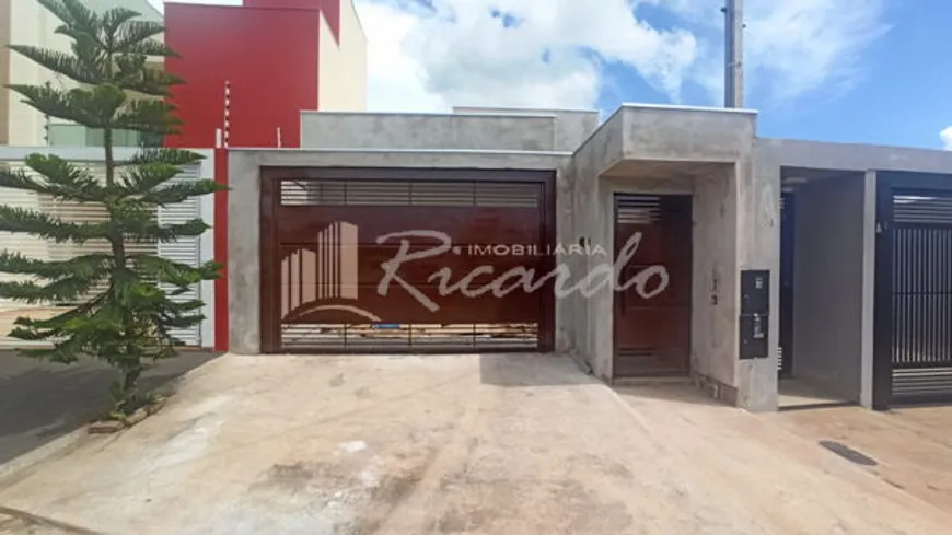 Foto 1 de Casa com 3 Quartos à venda, 120m² em Jardim Vale das Perobas, Arapongas