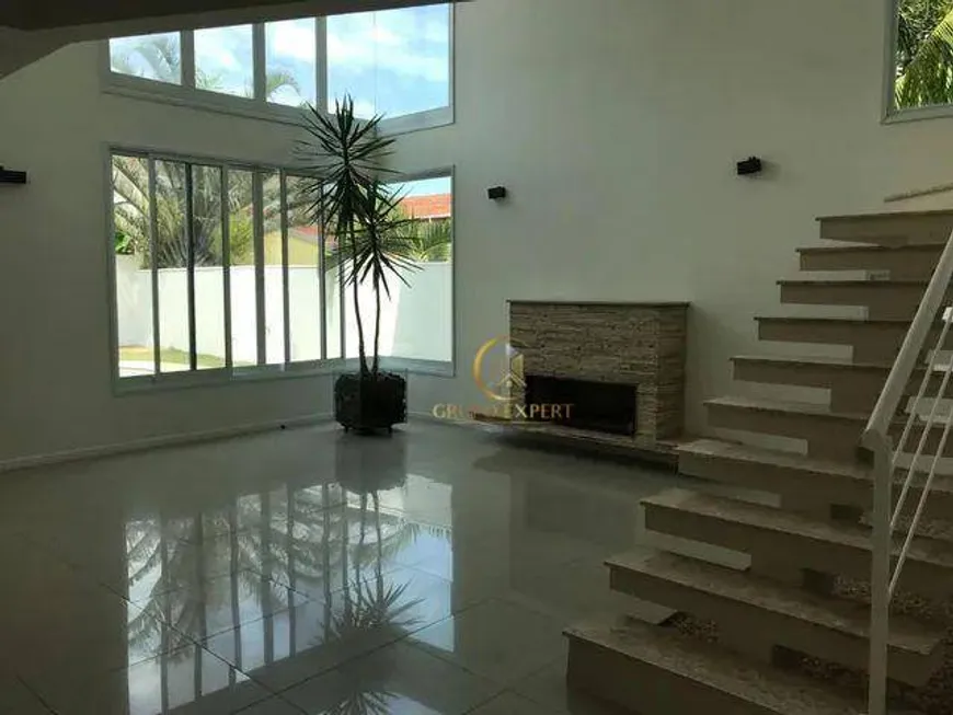 Foto 1 de Casa de Condomínio com 4 Quartos à venda, 330m² em Jardim Esplanada do Sol, São José dos Campos