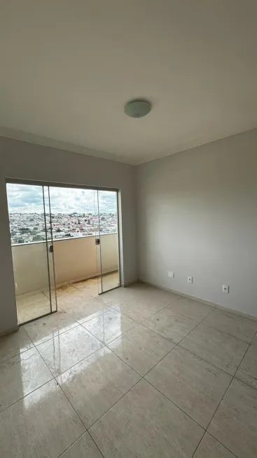 Foto 1 de Apartamento com 2 Quartos à venda, 60m² em Vila Formosa, Anápolis